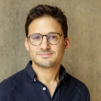 Portrait image of Daniel Igra